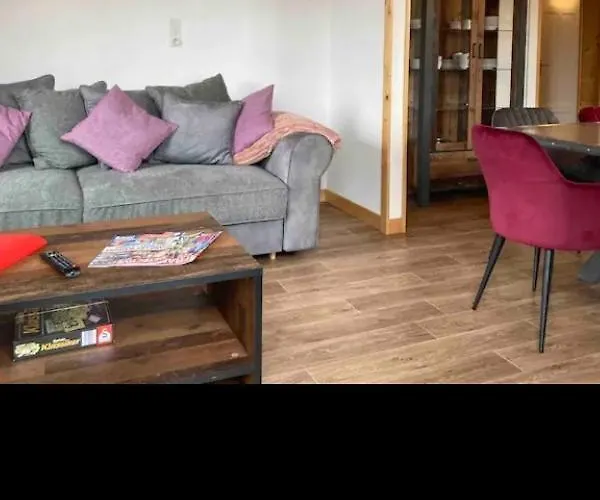 1er Etage Au Coteau Des Xette *